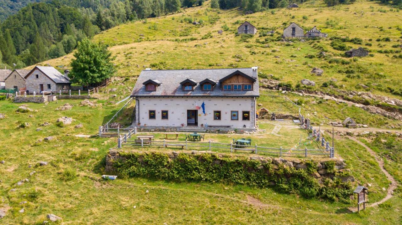 Rifugio Parpinasca Hostel Trontano Exterior foto