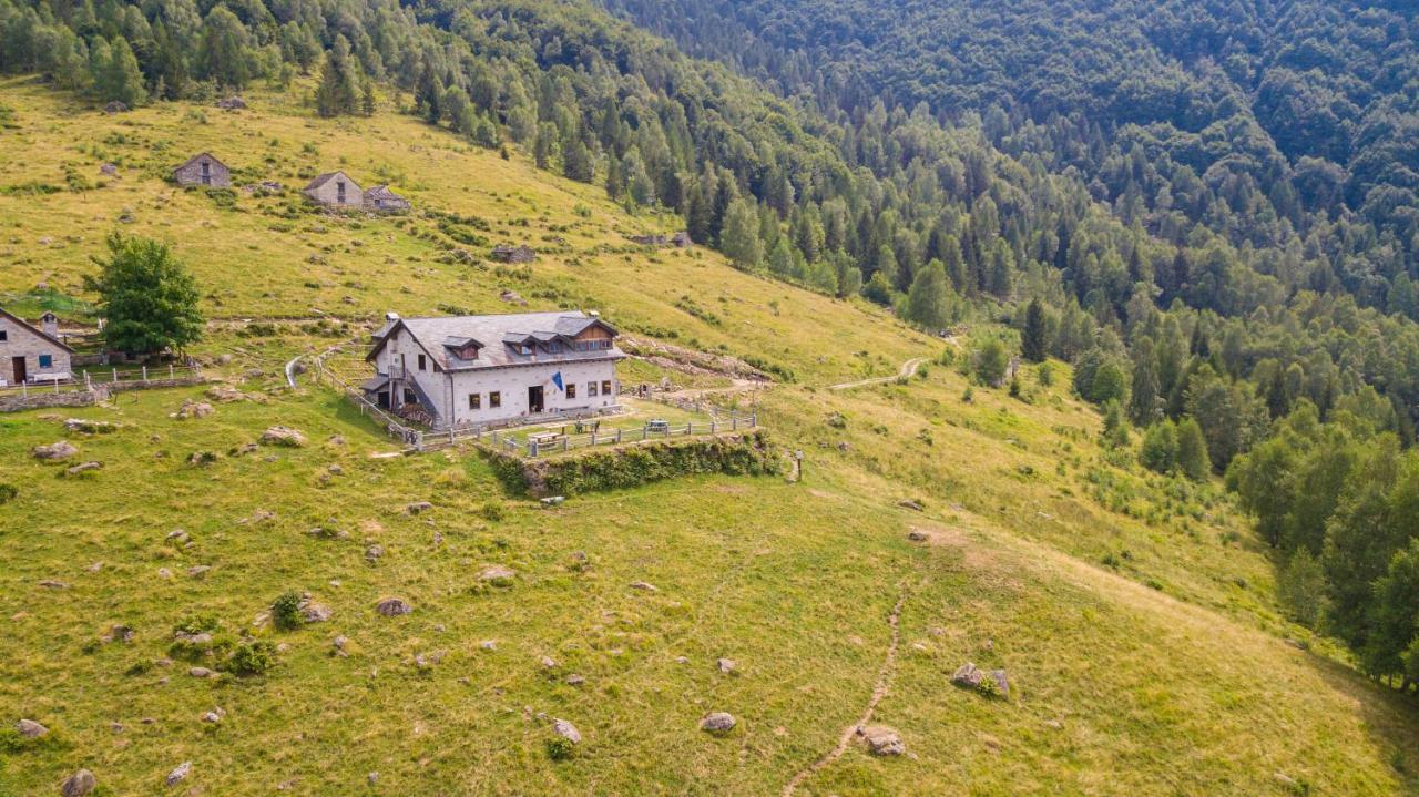 Rifugio Parpinasca Hostel Trontano Exterior foto